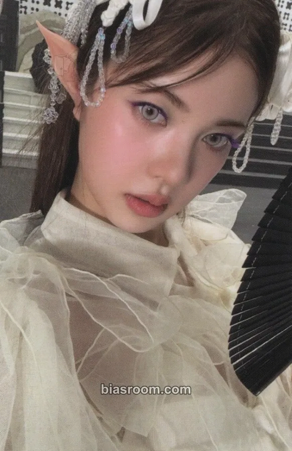 A’Mei The A(e)nd Photocard - Cosmosy - Cosmosy K-pop photocard