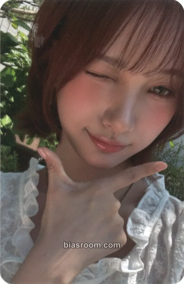 ifeye - Sasha - sweet tang Album album photocard sweet version photobook version