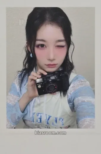 Kaede Beyond Beauty Photocard - tripleS - tripleS K-pop photocard