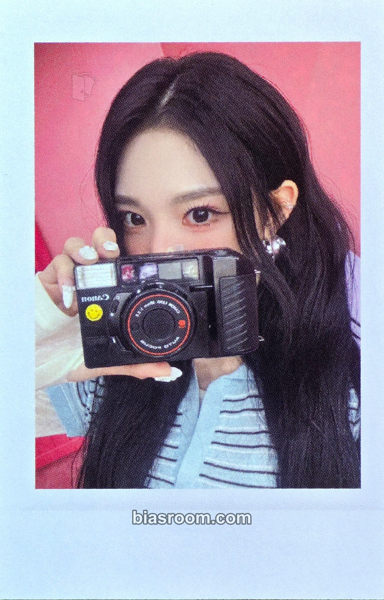 Xinyu Beyond Beauty Photocard - tripleS - tripleS K-pop photocard