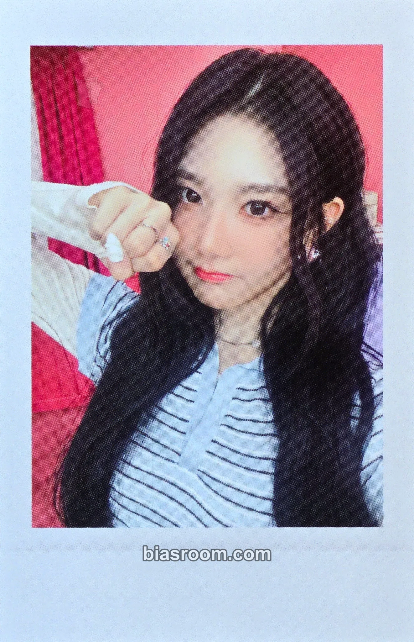 Xinyu Beyond Beauty Photocard - tripleS - tripleS K-pop photocard