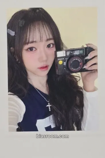 Shion Beyond Beauty Photocard - tripleS - tripleS K-pop photocard