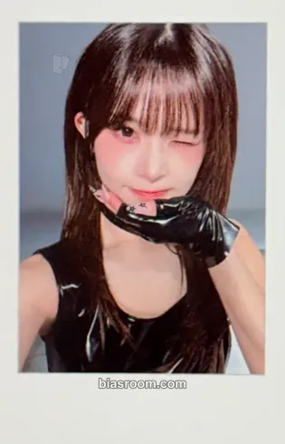 Kotone Beyond Beauty Photocard - tripleS - tripleS K-pop photocard