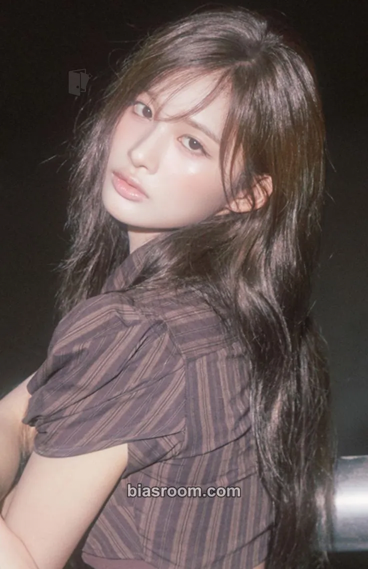 Sullyoon Blue Valentine Photocard - NMIXX - NMIXX K-pop photocard