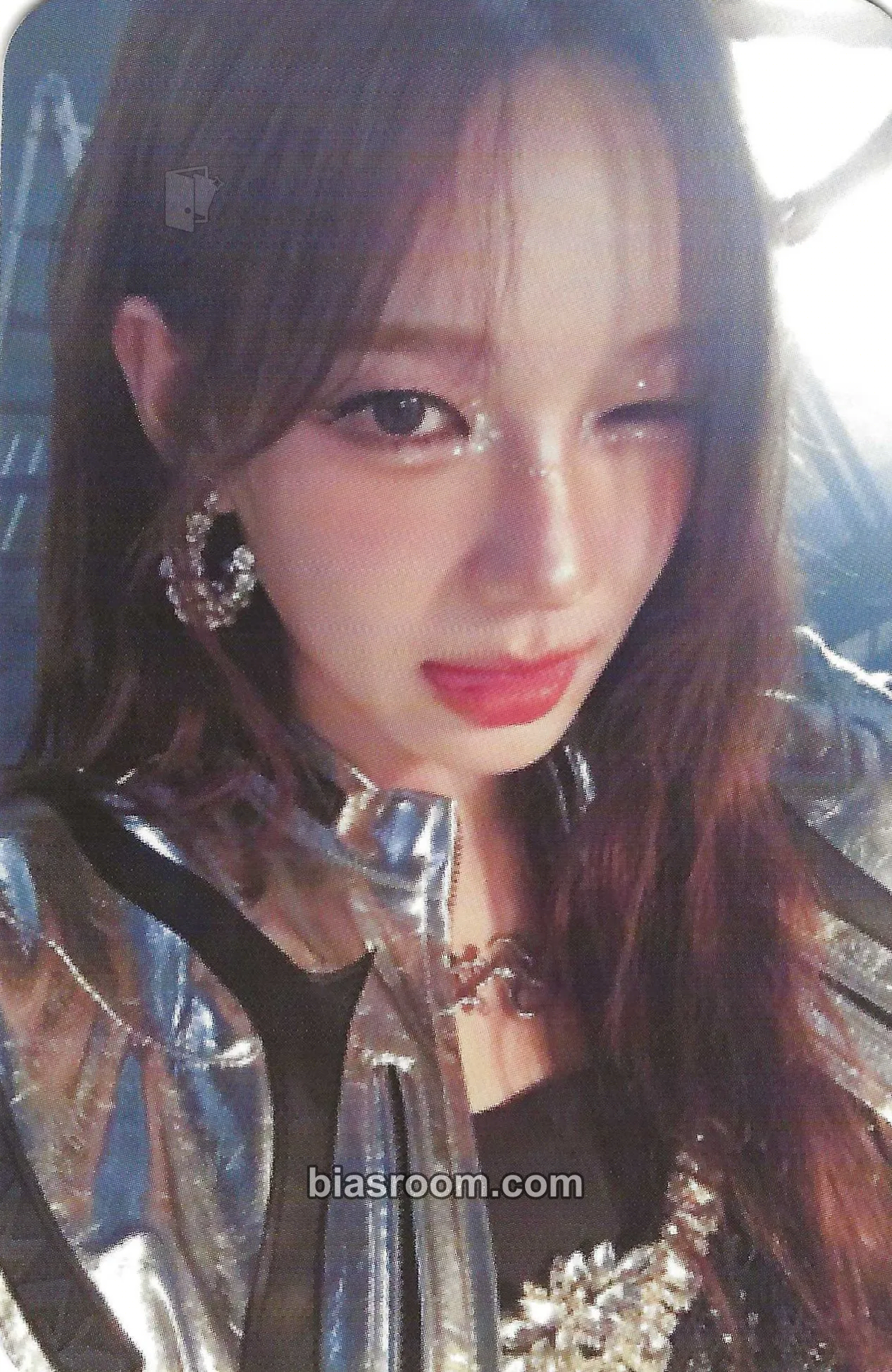 Ryu Sarang Not Just Pretty Photocard - izna - izna K-pop photocard