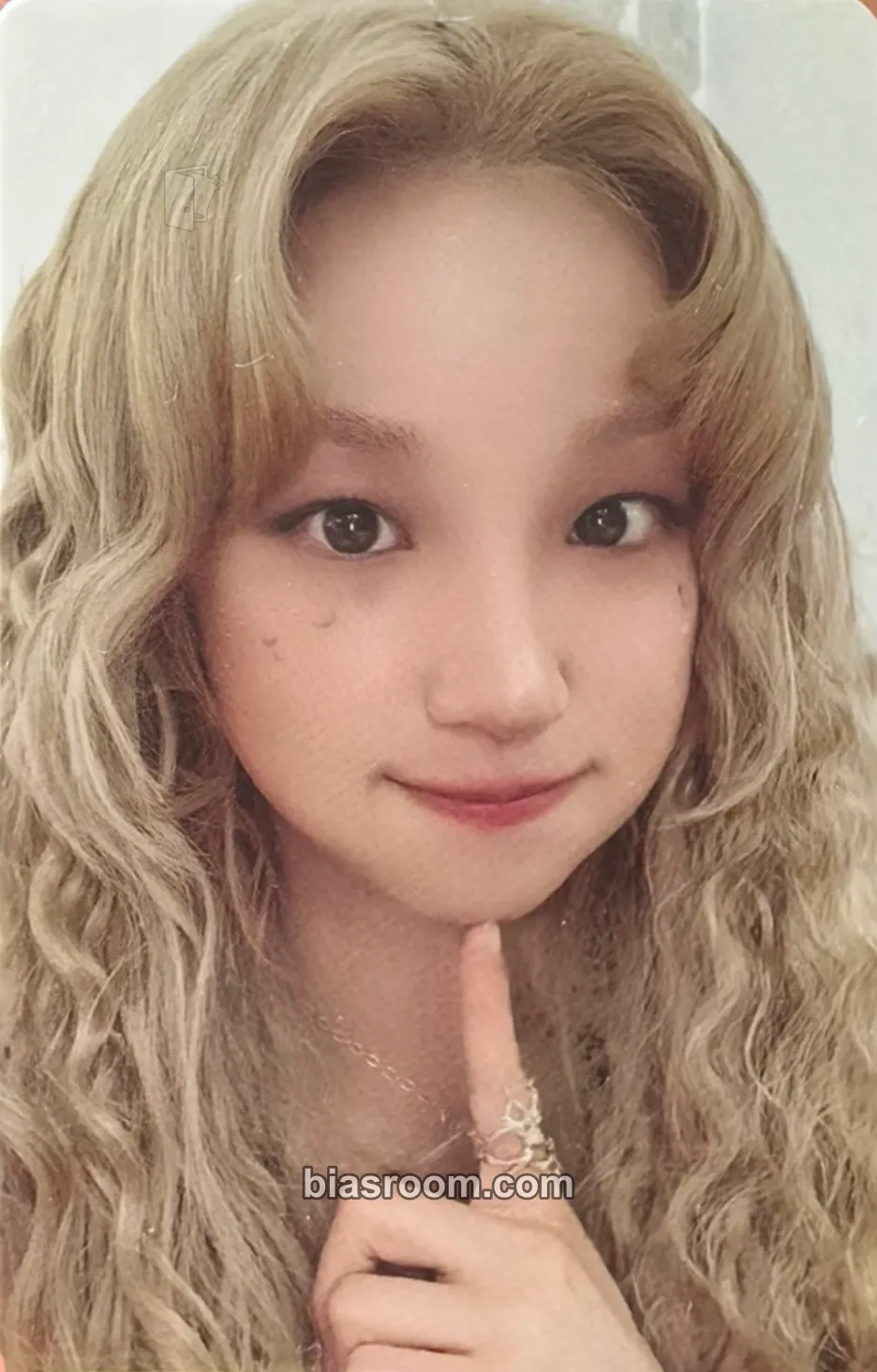 Yuqi We are Photocard - i-dle - i-dle K-pop photocard