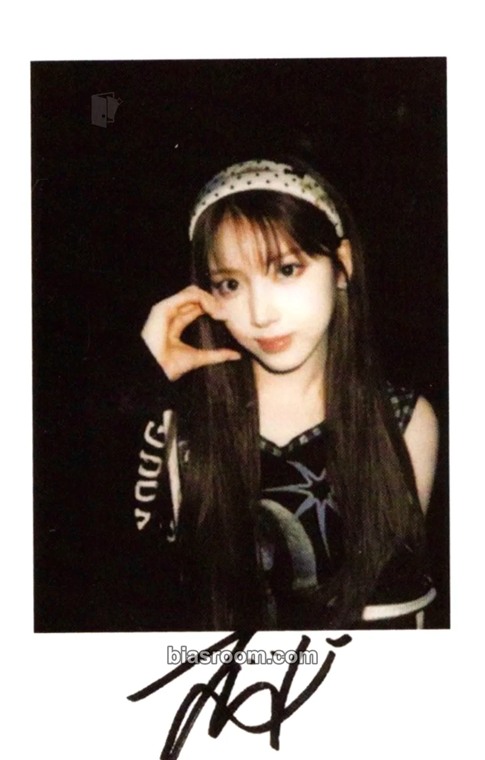 Jiwoo Blue Valentine Photocard - NMIXX - NMIXX K-pop photocard