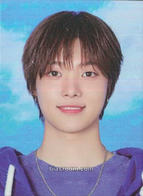 EJ 2025 Seasons Greetings Photocard - &TEAM - &TEAM K-pop photocard