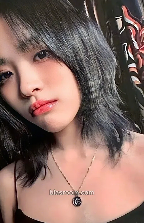 Ryujin BORN TO BE Photocard - ITZY - ITZY K-pop photocard