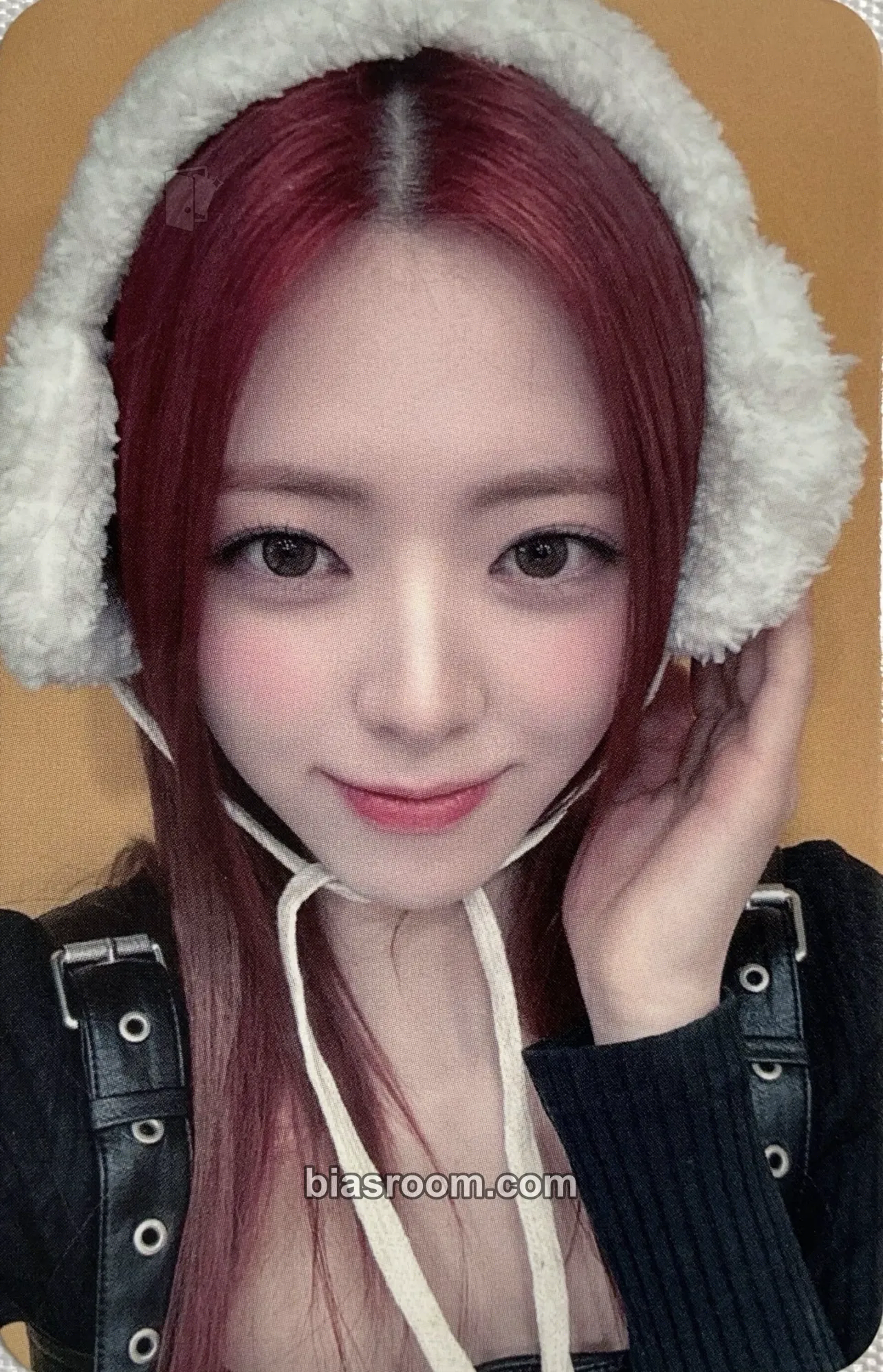 Yuna BORN TO BE Photocard - ITZY - ITZY K-pop photocard
