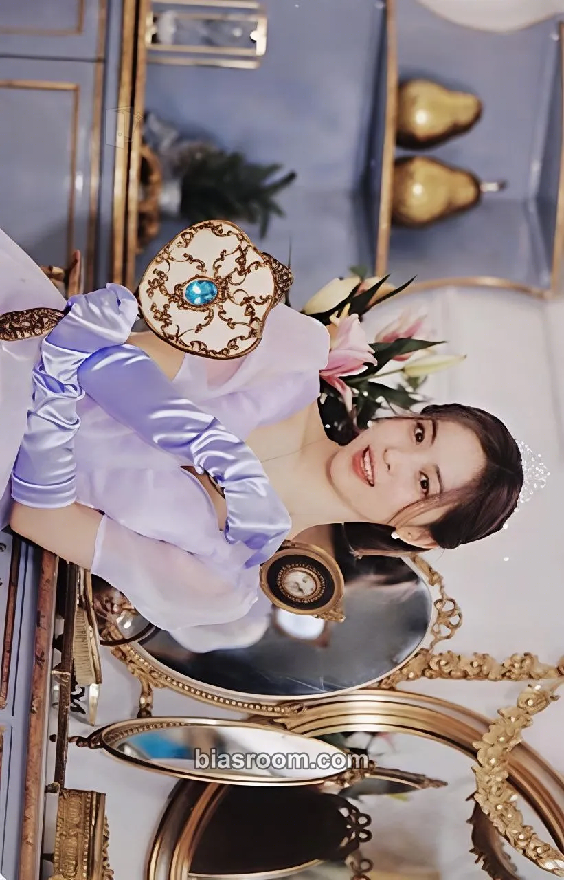 Ryujin The 2nd Fan Meeting ITZY, MIDZY, Let's Fly! "To Wonder World" Photocard - ITZY - ITZY K-pop photocard