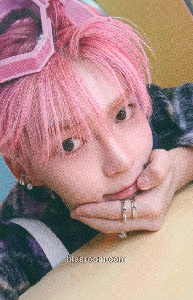 Hanbin Prezent Photocard - ZEROBASEONE - ZEROBASEONE K-pop photocard