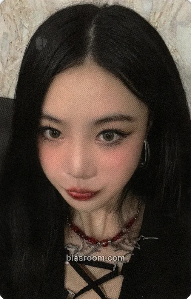 Soojin - Soojin - AGASSY Album merch photocard deco set everline pop-up store
