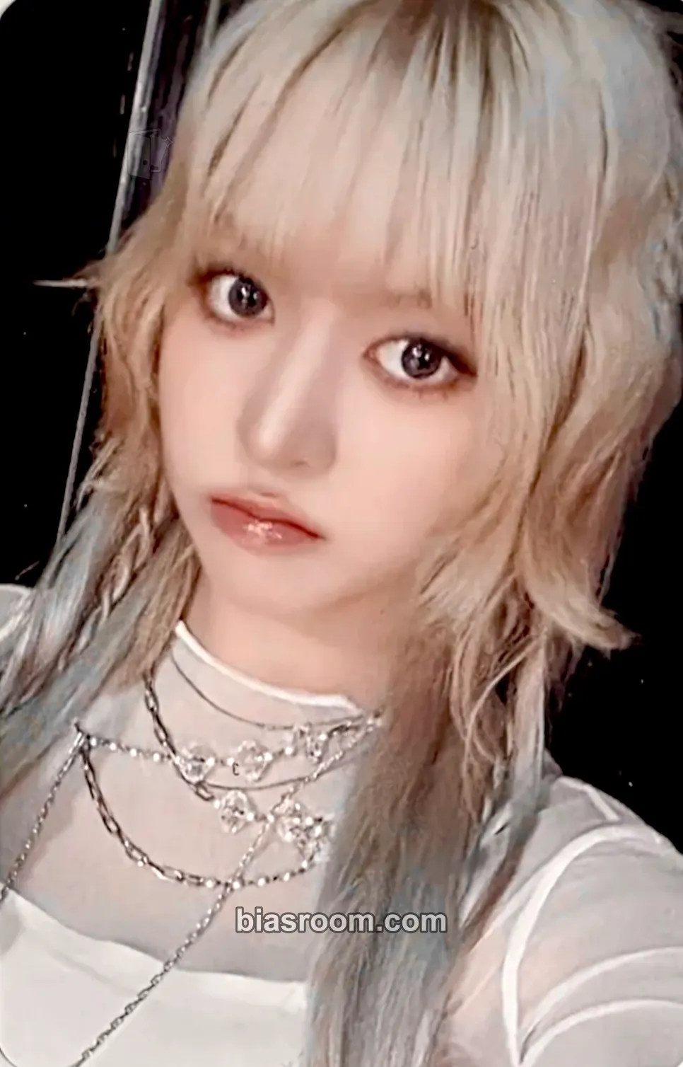 Lily Blue Valentine Photocard - NMIXX - NMIXX K-pop photocard