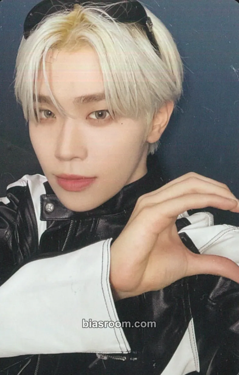 Taerae Iconik Photocard - ZEROBASEONE - ZEROBASEONE K-pop photocard