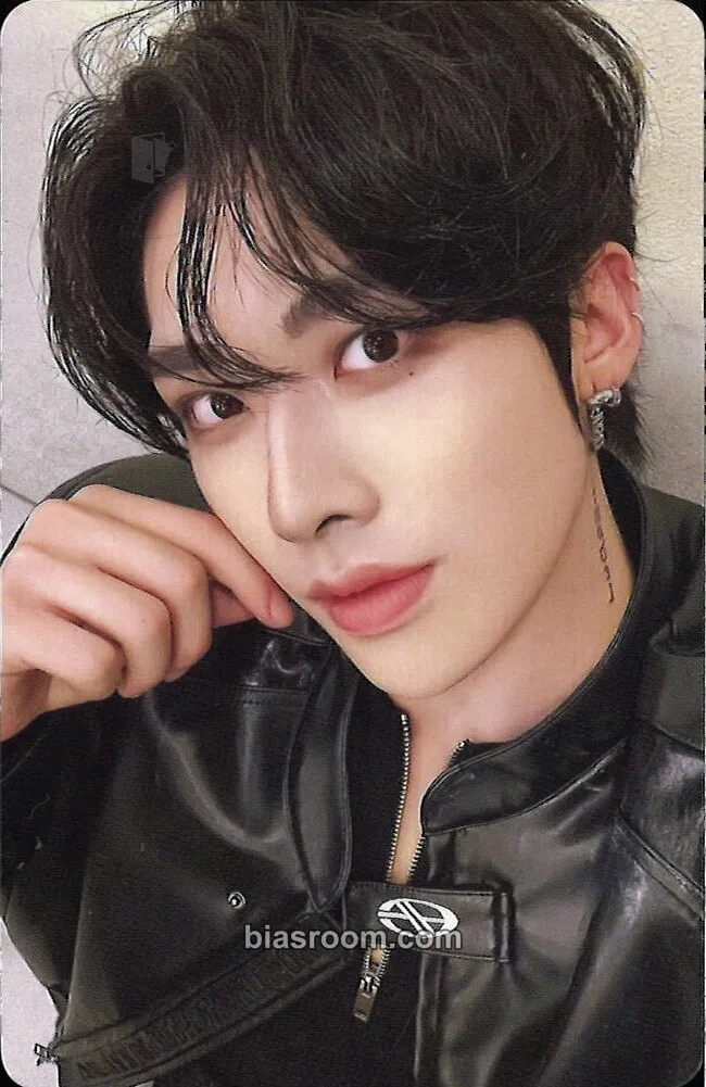 Ricky Iconik Photocard - ZEROBASEONE - ZEROBASEONE K-pop photocard