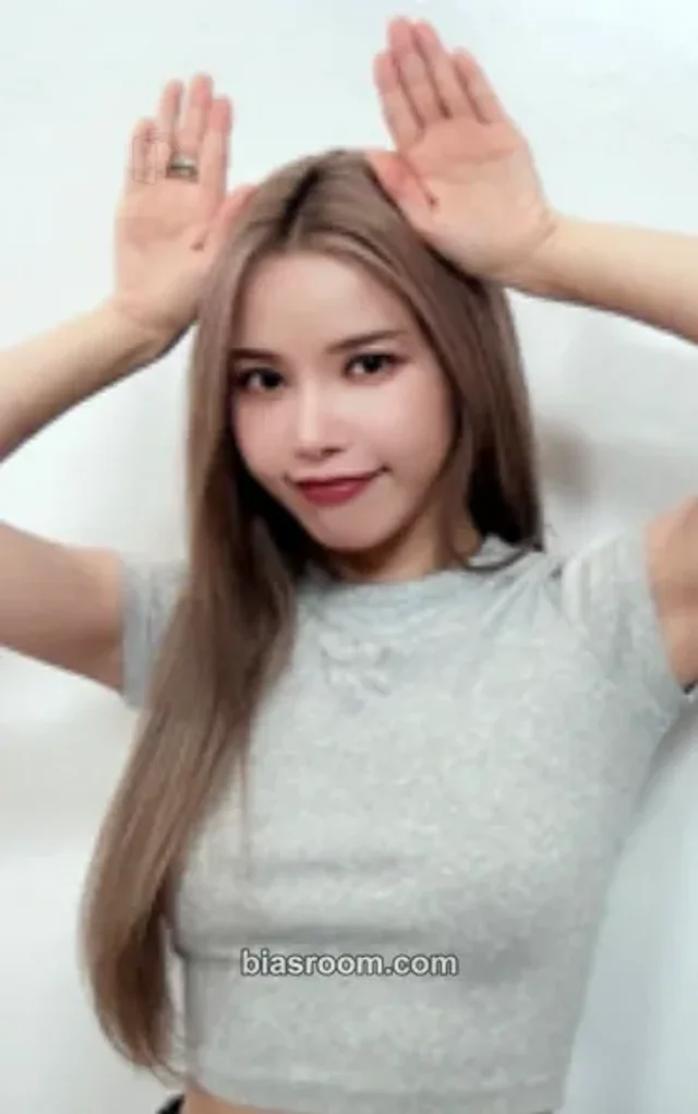 MAMAMOO - Solar - TWO RABBITS Album makestar pob (pre-order benefit)