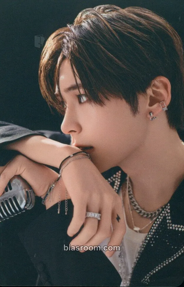 Hanbin Iconik Photocard - ZEROBASEONE - ZEROBASEONE K-pop photocard