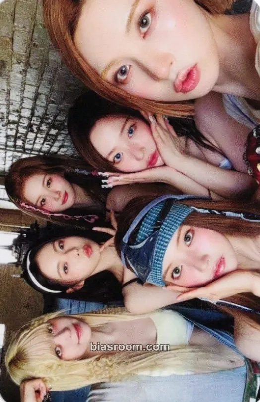 Blue Valentine Photocard - NMIXX - NMIXX K-pop photocard