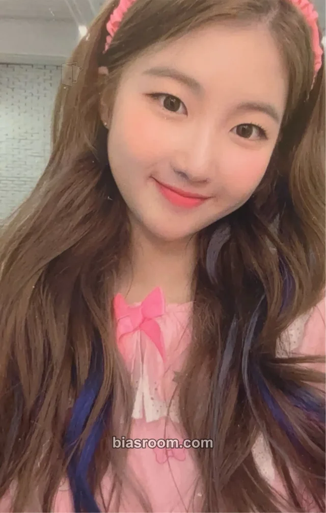 SATURDAY - Minseo - D.B.D.B.DIB Album album photocard