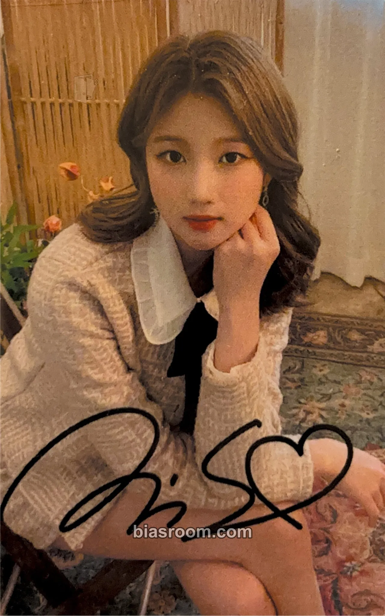 Minseo Only You Photocard - SATURDAY - SATURDAY K-pop photocard