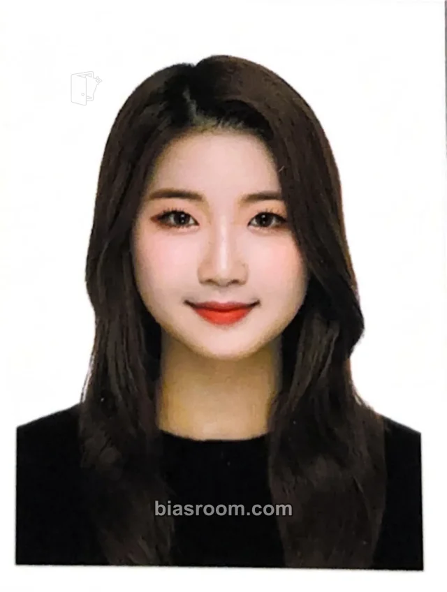 SATURDAY - Minseo - Social Media Contest Event id photo