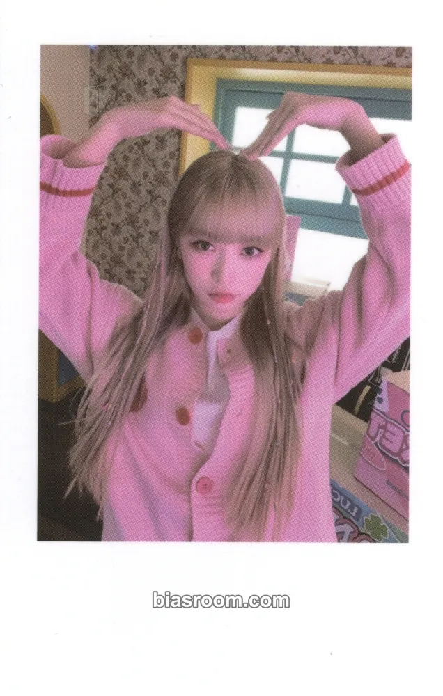 Haruna The Collective Soul and Unconscious: Chapter One Photocard - Billlie - Billlie K-pop photocard