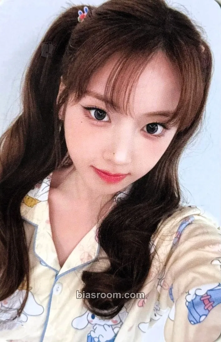 Jiwoo Blue Valentine Photocard - NMIXX - NMIXX K-pop photocard