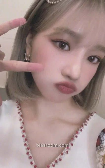 Jo Yuri One-reeler / Act IV Photocard - IZ*ONE - IZ*ONE K-pop photocard