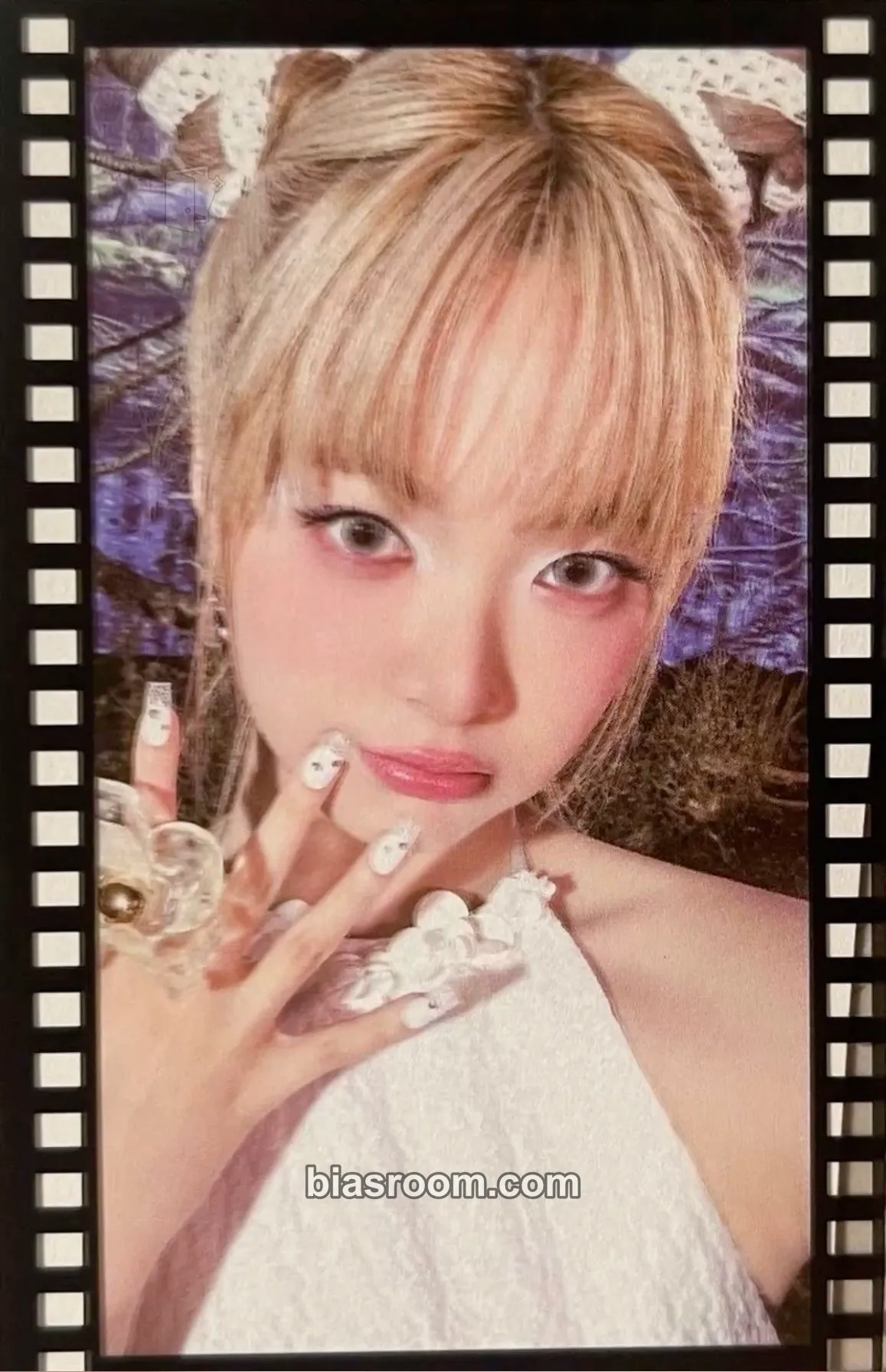 Hong Eunchae EASY Photocard - LE SSERAFIM - LE SSERAFIM K-pop photocard
