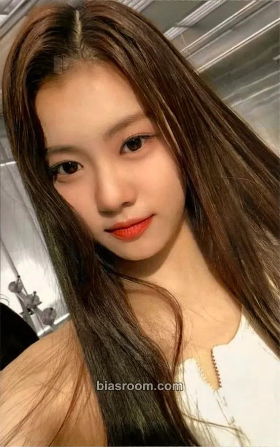Kim Garam FEARLESS Photocard - LE SSERAFIM - LE SSERAFIM K-pop photocard