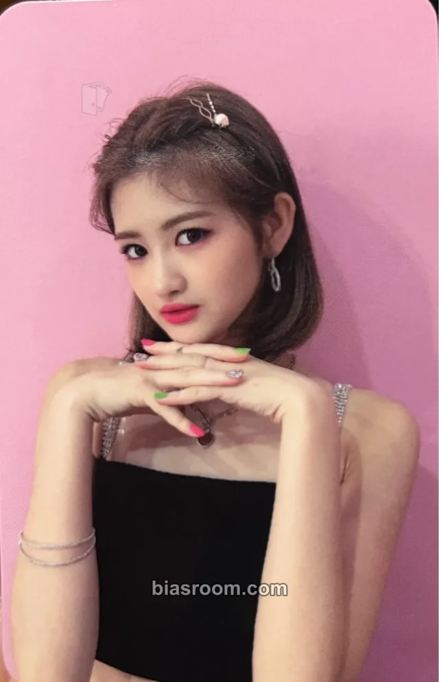 SATURDAY - Yuki - IKYK Album album photocard