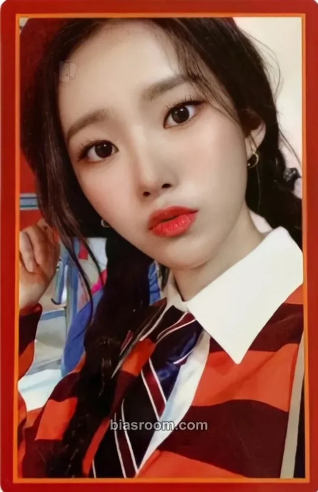 Weeekly - Monday - We Can Album album photocard