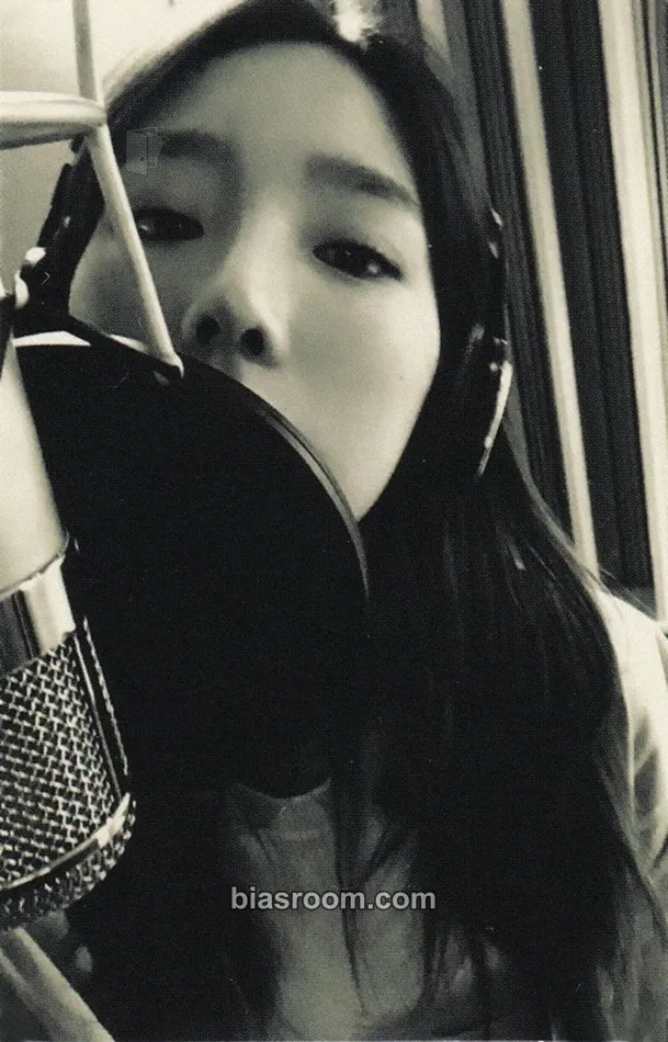 Taeyeon Something New Photocard - Taeyeon K-pop photocard