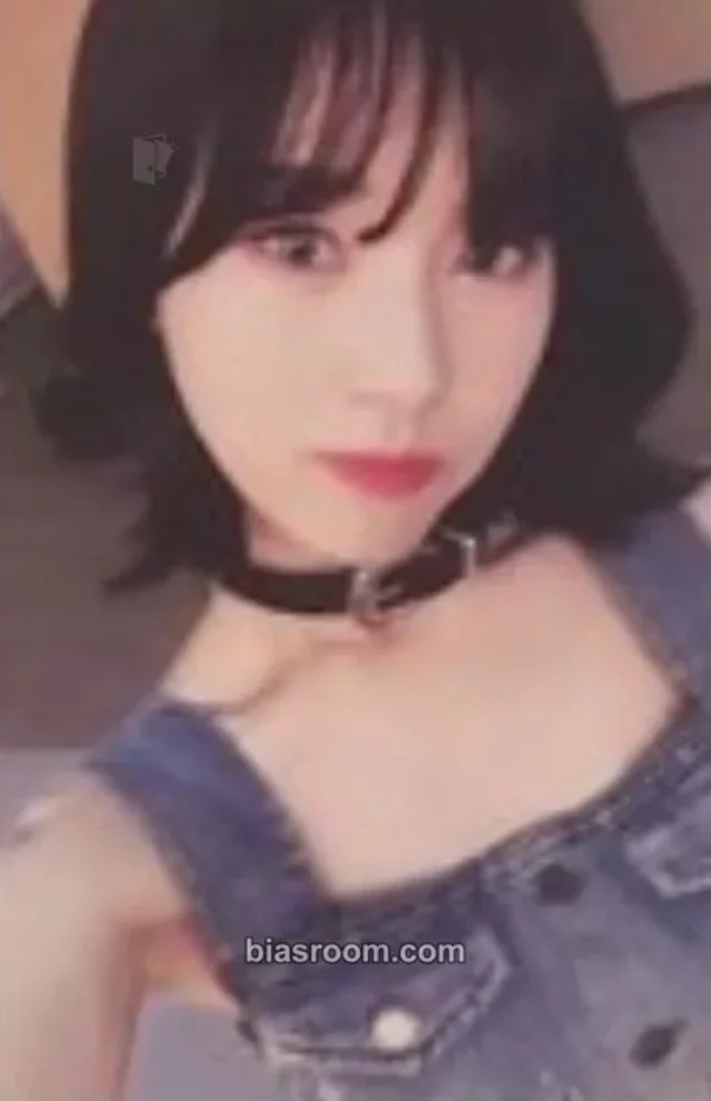 Hannah  Queenz Eye UNI-Q K-pop photocard