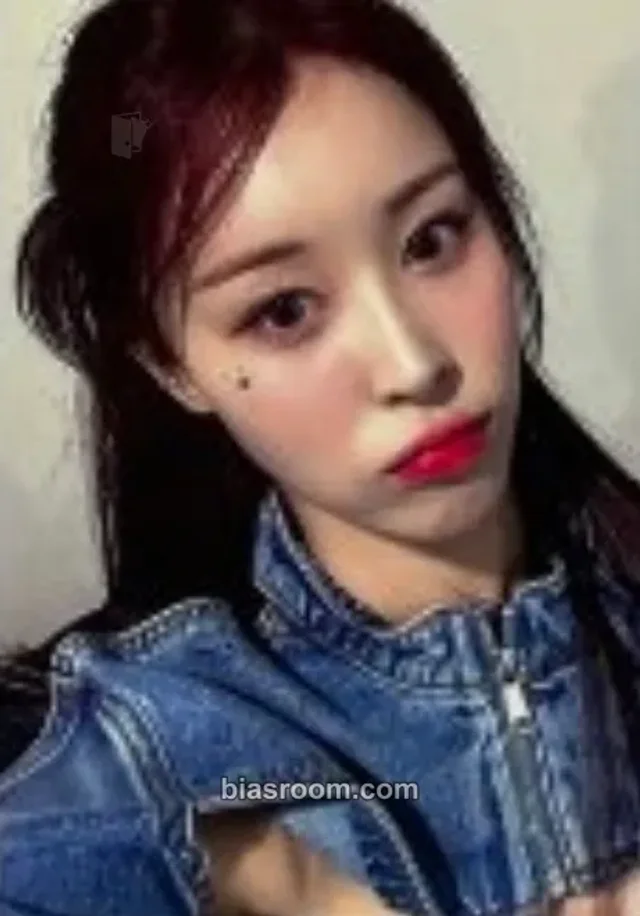 Narin Queenz Eye UNI-Q K-pop photocard