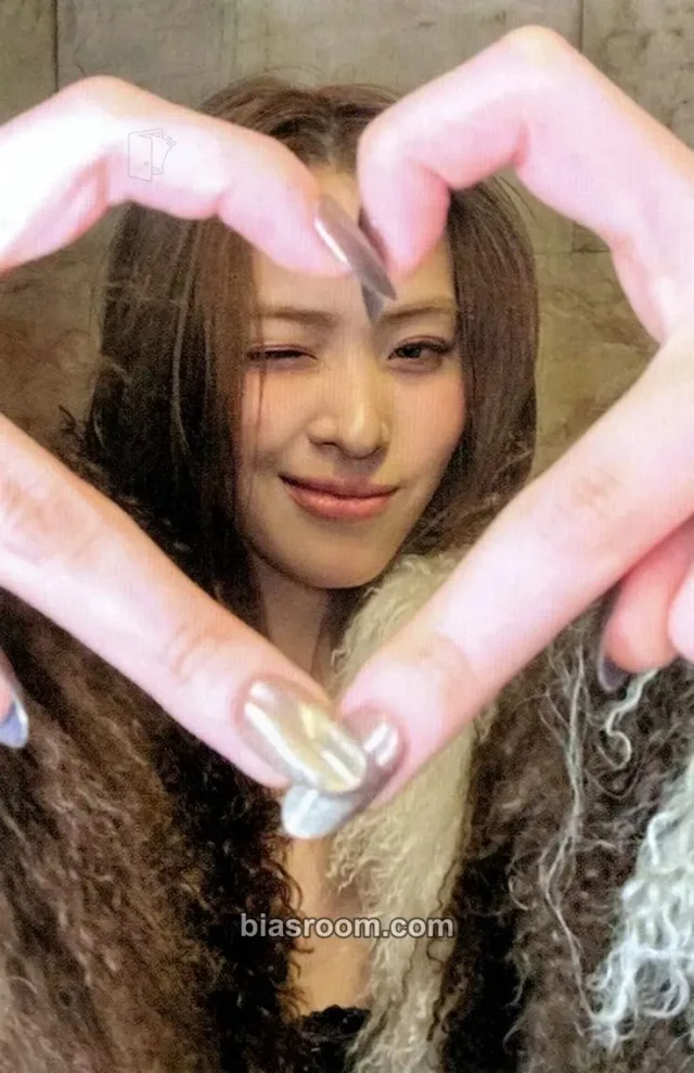 ITZY - Ryujin - TUNNEL VISION Album withmuu pob (pre-order benefit)