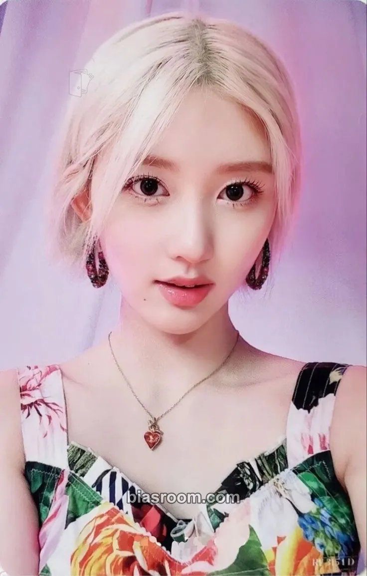 Gaeul ELEVEN (Japanese ver.) Photocard - IVE - IVE K-pop photocard