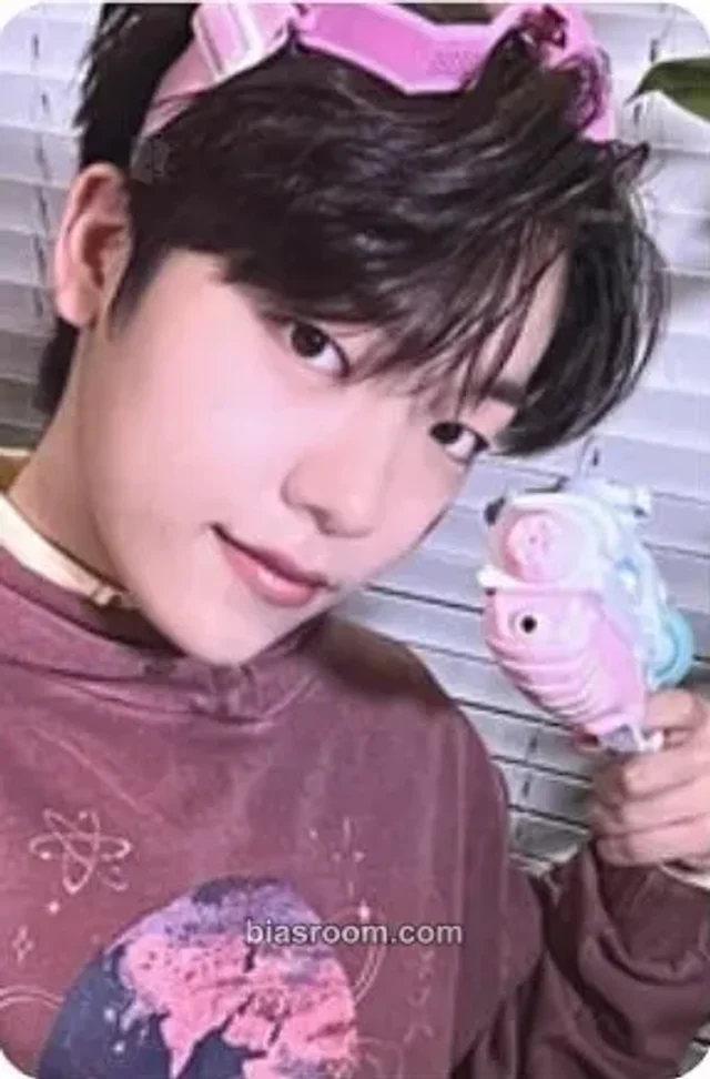 Yuto TOZ Flare K-pop photocard