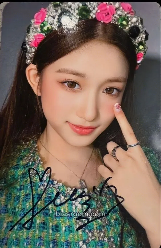 Leeseo ELEVEN Photocard - IVE - IVE K-pop photocard