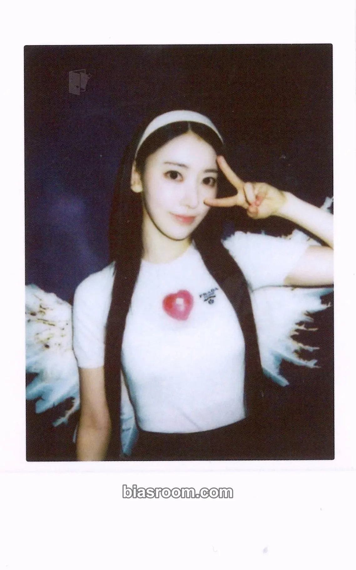 Sakura UNFORGIVEN Photocard - LE SSERAFIM - LE SSERAFIM K-pop photocard