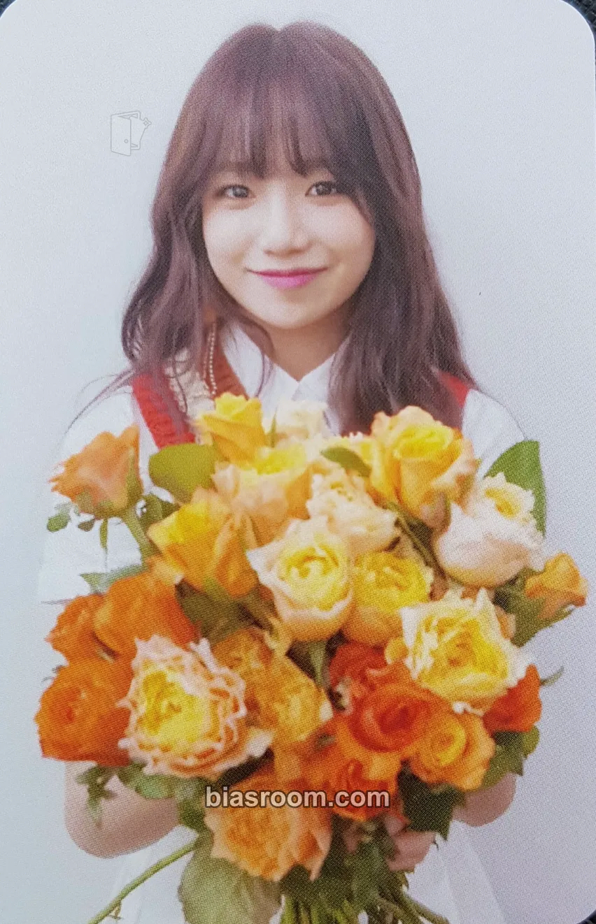 Jo Yuri COLOR*IZ Photocard - IZ*ONE - IZ*ONE K-pop photocard