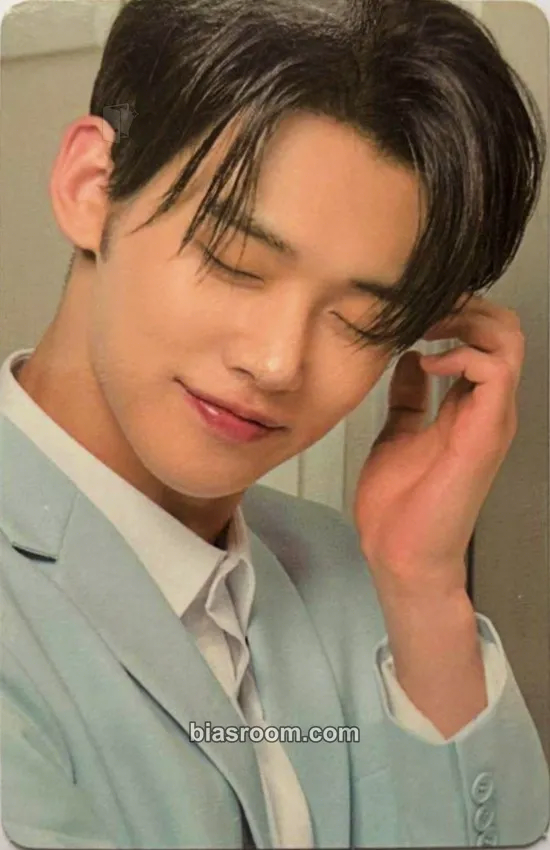 Yeonjun 4OIN Foreul Photocard - TOMORROW X TOGETHER - TOMORROW X TOGETHER K-pop photocard