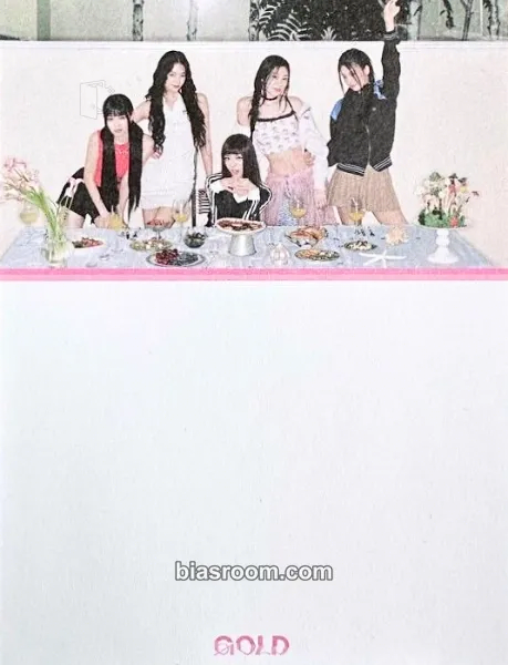 GOLD Photocard - ITZY - ITZY K-pop photocard