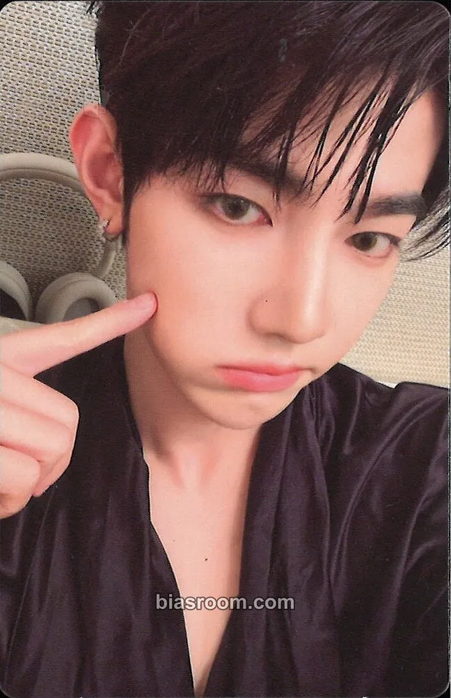 Hao Cinema Paradise Photocard - ZEROBASEONE - ZEROBASEONE K-pop photocard
