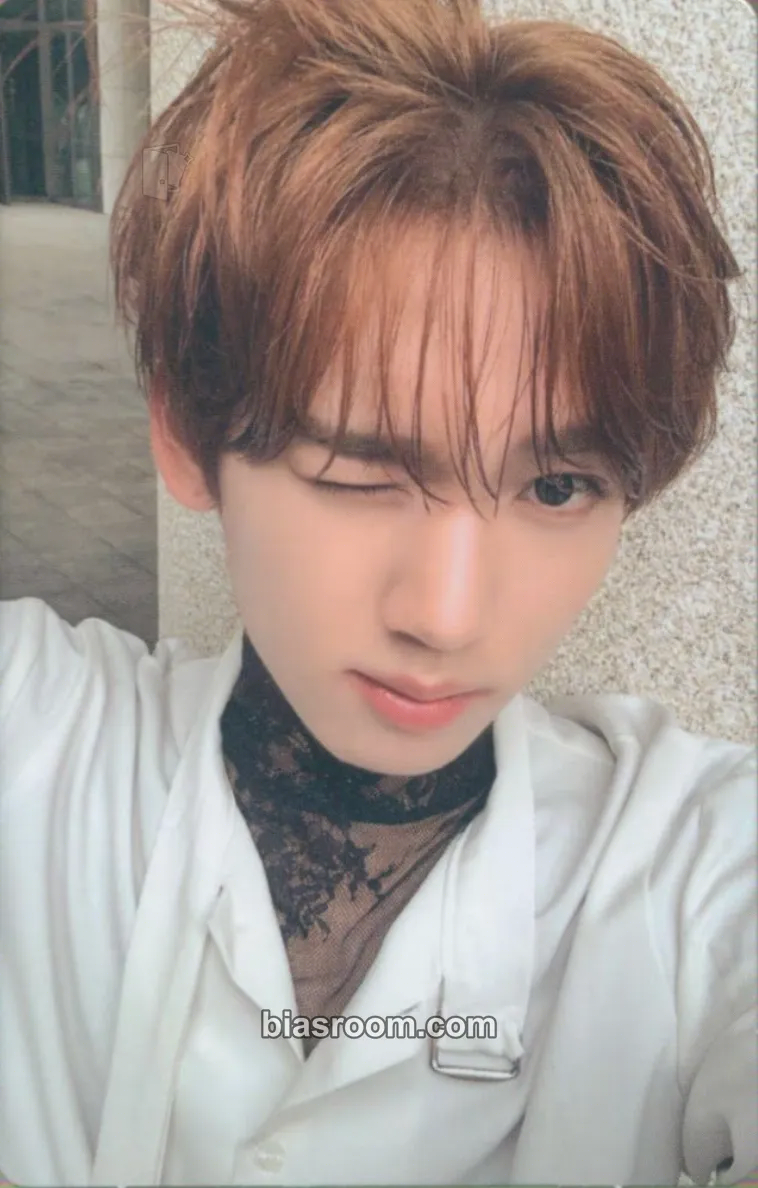 Yujin Cinema Paradise Photocard - ZEROBASEONE - ZEROBASEONE K-pop photocard