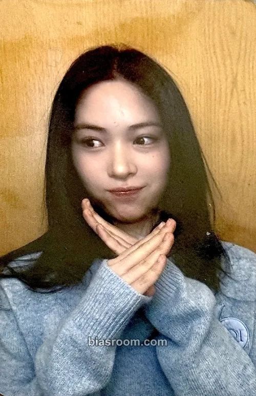 Ryujin GOLD Photocard - ITZY - ITZY K-pop photocard