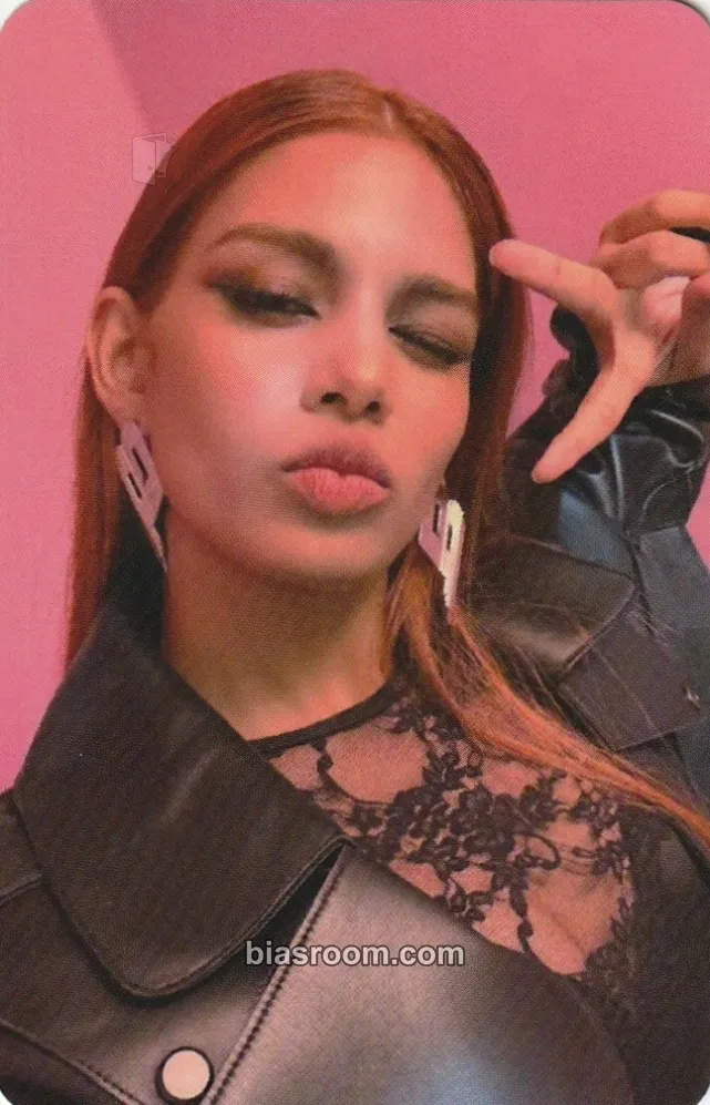 Sriya That Karma Photocard - BLACKSWAN - BLACKSWAN K-pop photocard
