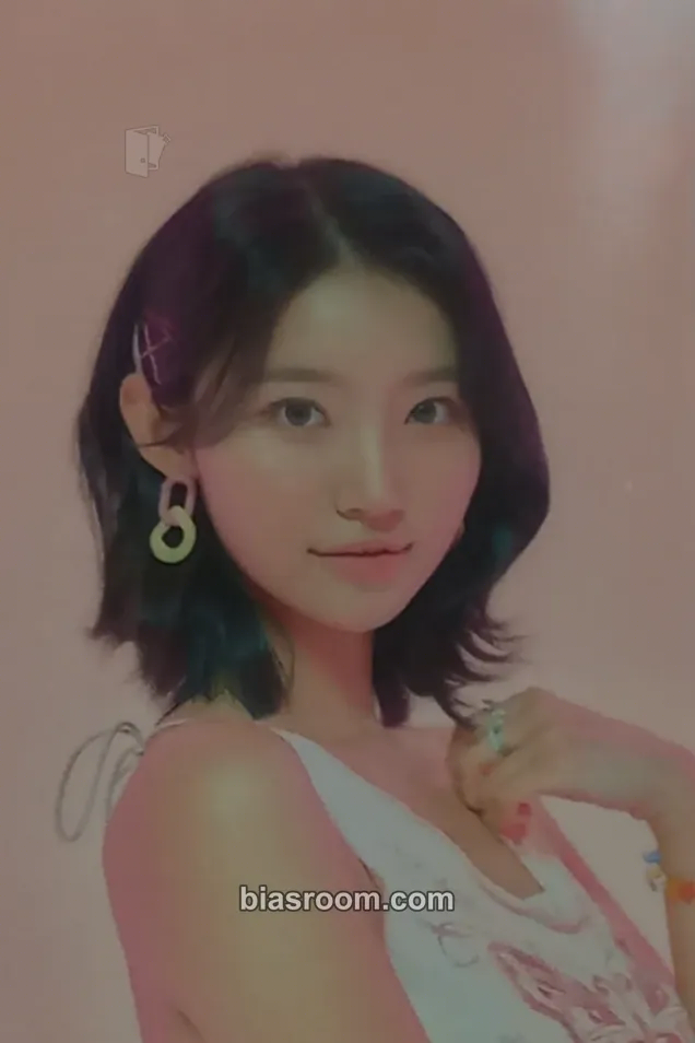 Juyeon Find Summer Photocard - SATURDAY - SATURDAY K-pop photocard