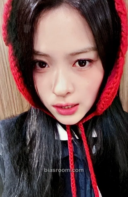 Ryujin GOLD Photocard - ITZY - ITZY K-pop photocard